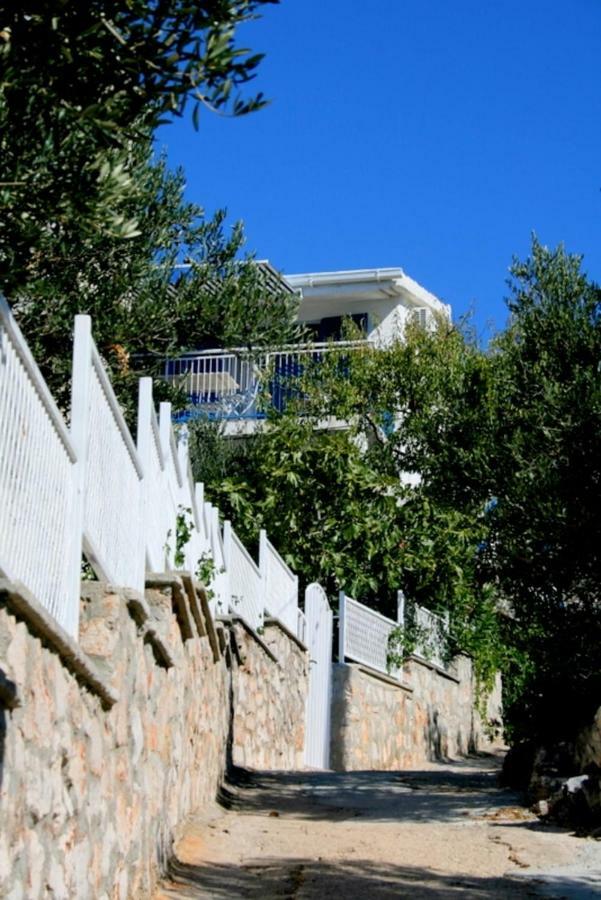 Apartments Mediterraneo カプリエ エクステリア 写真